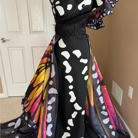 Fouad Sarkis 2381 Butterfly Gown - Picture 7 of 11